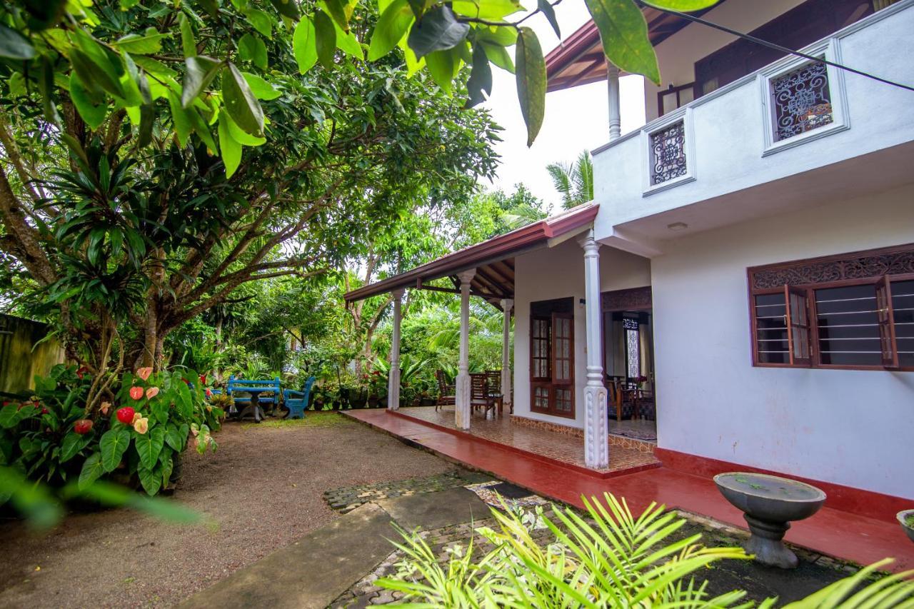 Mountain Gem Villa Hikkaduwa Dış mekan fotoğraf