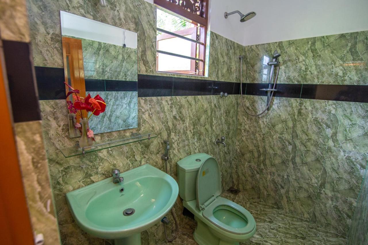 Mountain Gem Villa Hikkaduwa Dış mekan fotoğraf